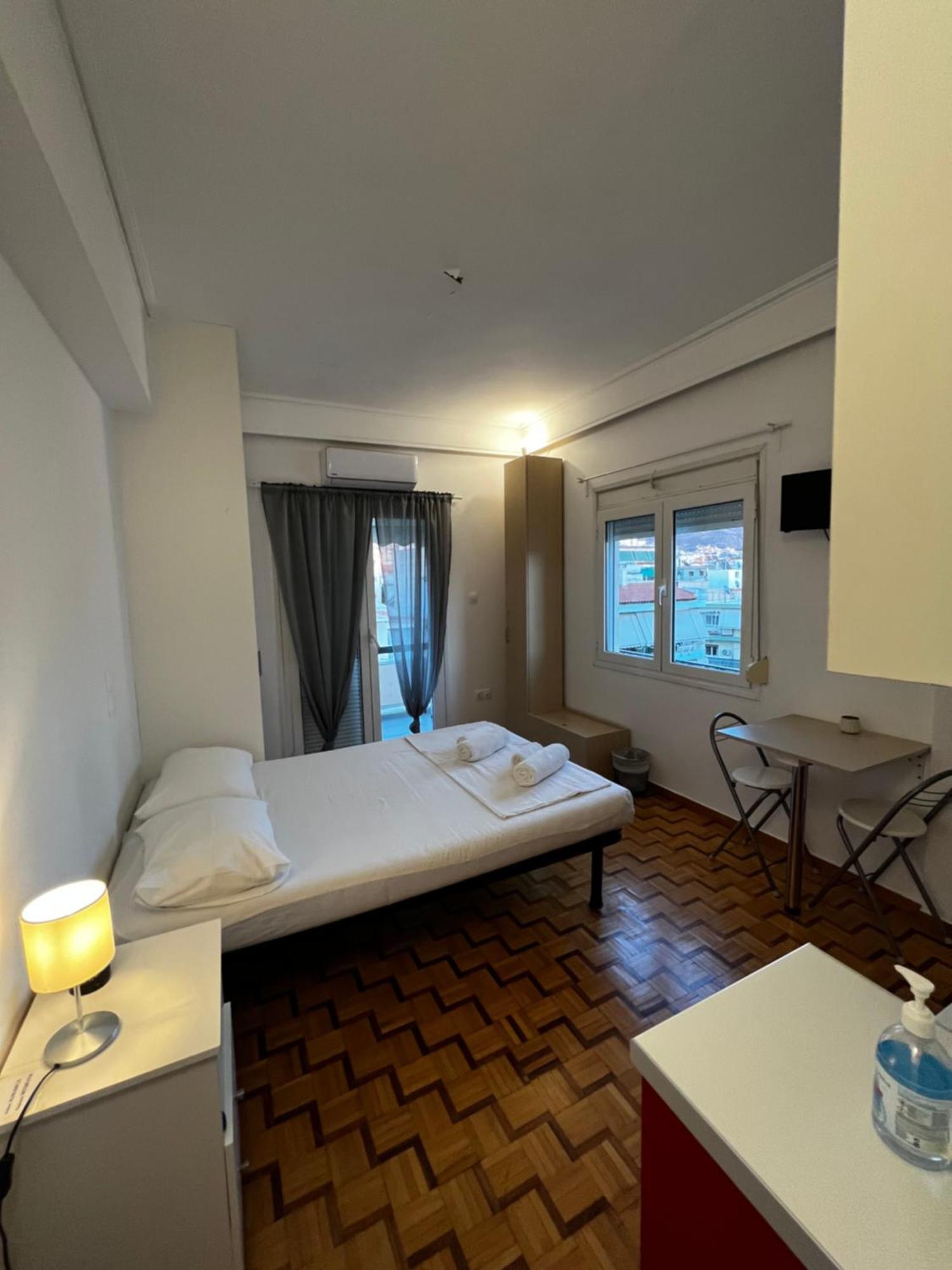 Acropolis View Aparthotel เอเธนส์ ภายนอก รูปภาพ